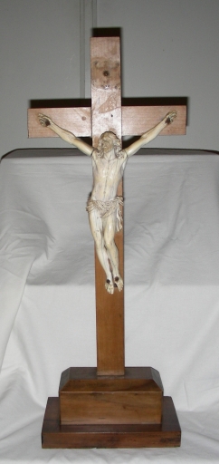 Croix de sacristie 2