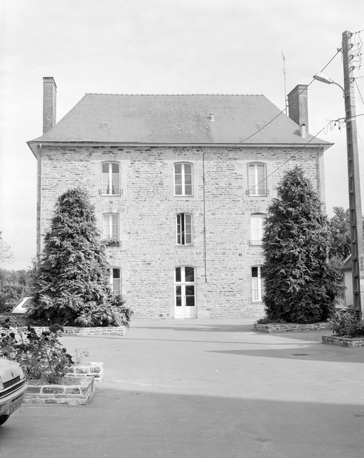 Presbytère, 19 rue Saint-Martin (Balazé)