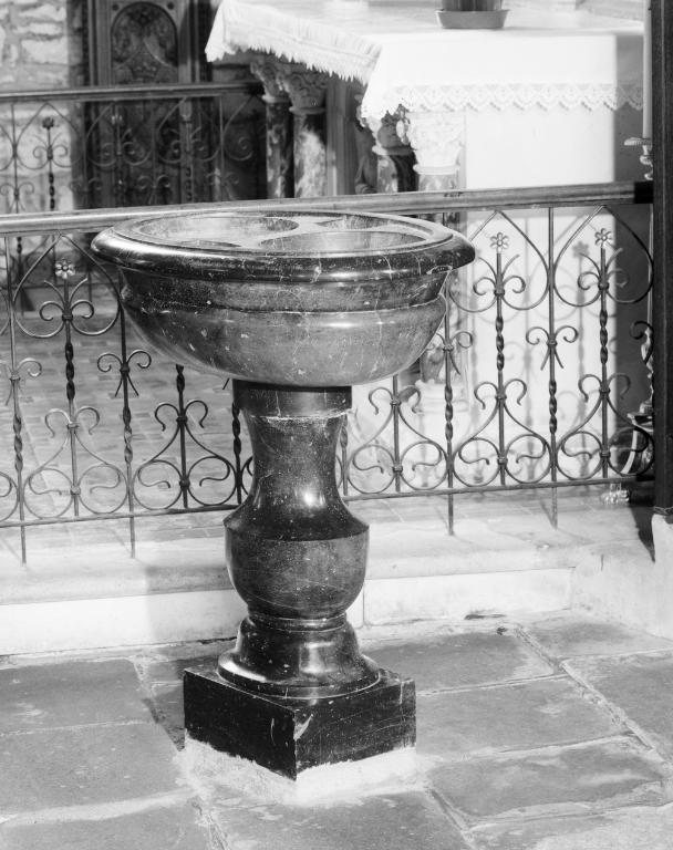 Fonts baptismaux, église paroissiale Saint-Pierre (Baden)