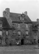 Maison, place de l'Eglise (Locronan)