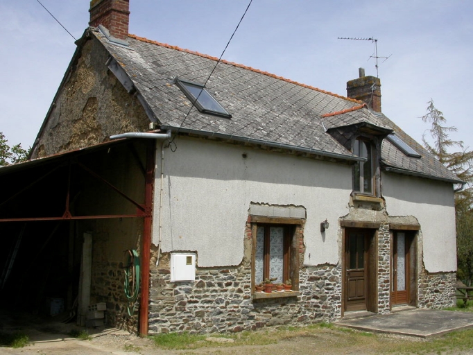 Maison, près de la Pinceguerrière (Domloup)
