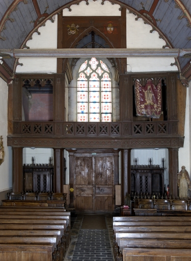 Tribune
