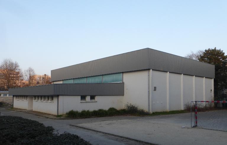 Gymnase scolaire Jean Moulin, square de Provence (Rennes)