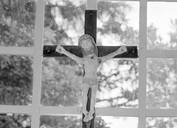 Statue (statuette) : Christ en croix, chapelle de la Madeleine (Cléguérec)