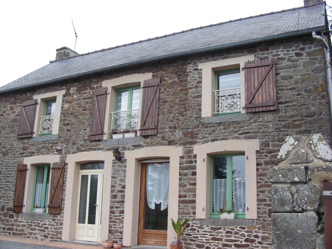 Maison, 4 rue Saint-Esnery (Châteauneuf-d'Ille-et-Vilaine)