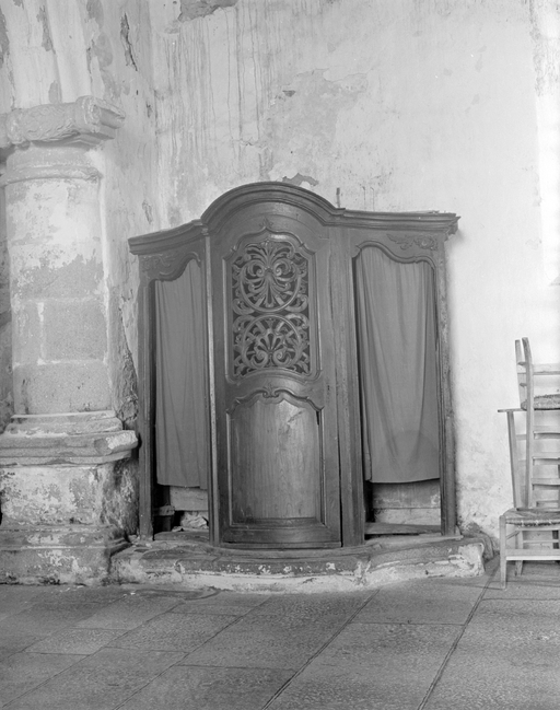 Confessionnal, chapelle Saint-Tugen (Primelin)