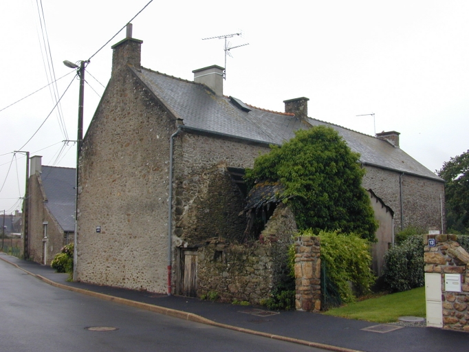 Alignement de maisons, 7 à 11 rue Montfortins (La Richardais)