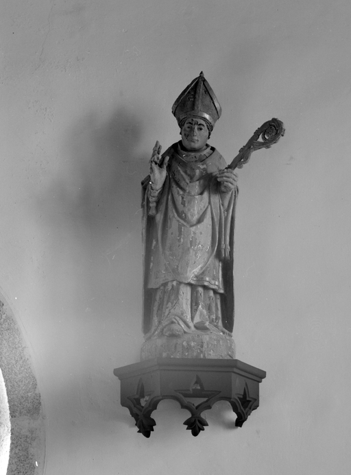 Statue (d'applique, demi-nature) : saint Eutrope, chapelle Notre-Dame des Neiges (Cléguérec)