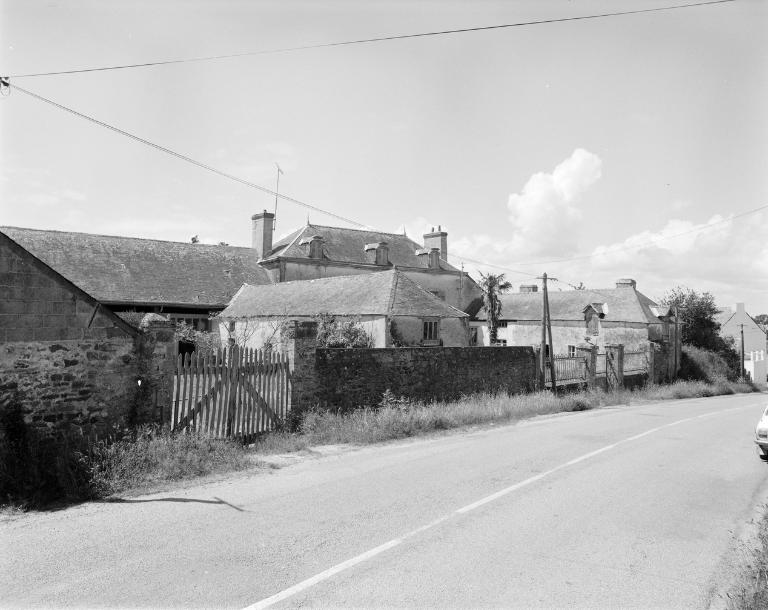 Caserne de douaniers, le Pont (Noyalo fusionnée en Theix-Noyalo en 2016)