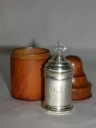 Ampoule aux saintes huiles et sa boîte