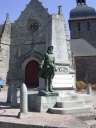 Monument aux morts, place de l'Eglise (Iffendic)