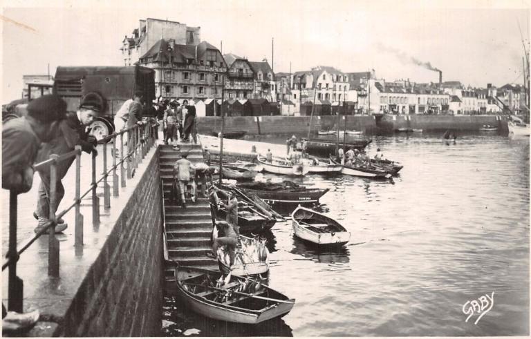Môle Pénéroff (Concarneau)