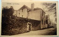 Hôpital Saint-Yves des soeurs de Saint-Vincent de Paul, dit hôpital des Incurables, puis établissement de bienfaisance dit la Providence, rue Jean Martin ;  rue de Saint-Tropez ; anciennement rue de la Confiance (Vannes)