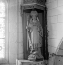 Statue (grandeur nature) : saint méen