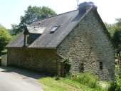 Moulin à farine de Gourveau du bas, actuellement maison (Saint-Gilles-Vieux-Marché)