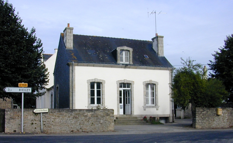 Ecole primaire, le Petit Resto (Bieuzy fusionnée en Pluméliau-Bieuzy en 2019)