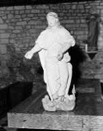 Statue (petite nature) : saint Michel, style néo-classique, chapelle Saint-Sauveur, Saint-Nicolas (Arzon)