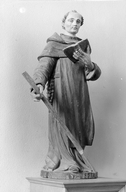 Statue (d'applique, demi-nature) : saint Fiacre, chapelle Saint-Fiacre, église paroissiale, la Fleuriais (Ercé-en-Lamée)
