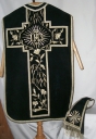 Ornement noir 2 : chasuble, étole