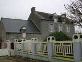 Ferme, actuellement maison, le Vau Juhel (Saint-Pierre-de-Plesguen fusionnée en Mesnil-Roc'h en 2019)