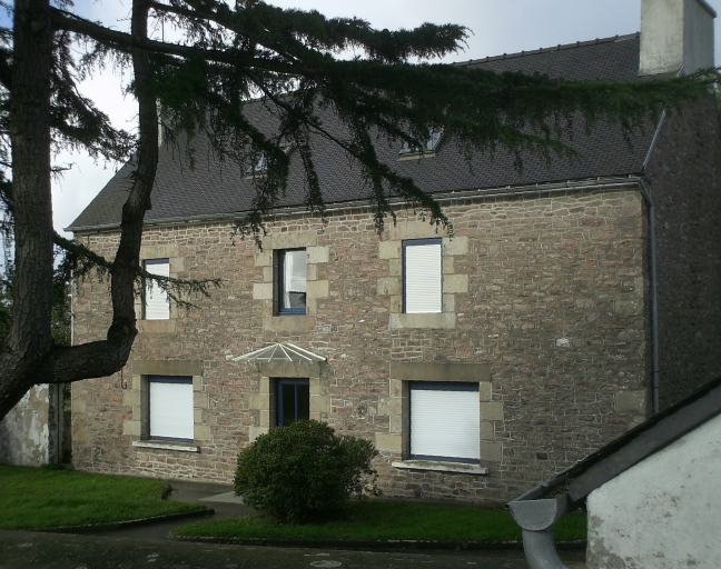 Maison, allée Grand-Mère ; rue des Cinq Maquisards, Kervenou (Paimpol)