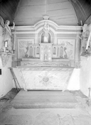 Autel, retable, tabernacle (autel tombeau, retable à panneau compartimenté, tabernacle à ailes), chapelle Sainte-Barbe (Le Faouët)