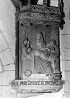 Groupe sculpté (d'applique) : Vierge de pitié (1), église paroissiale Saint-Méen (Ploéven)