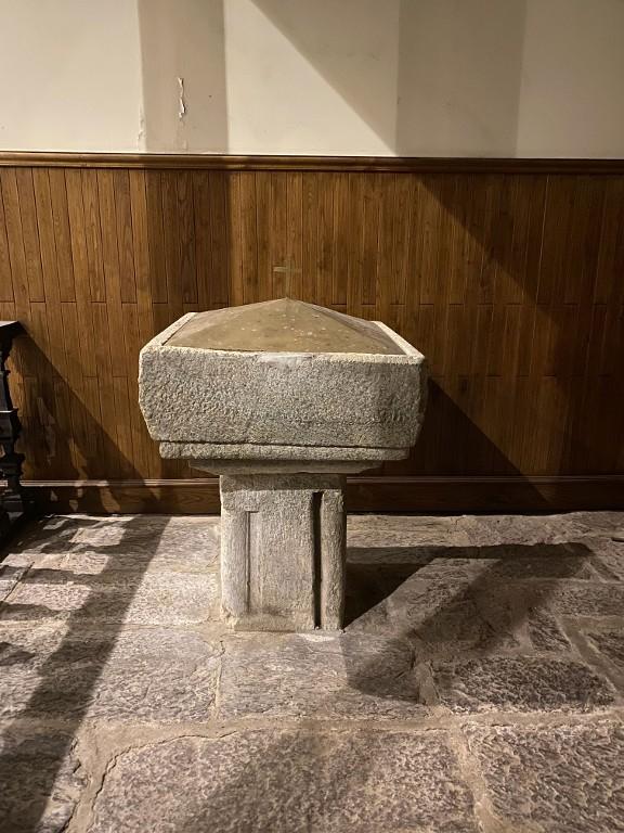 Fonts baptismaux, église paroissiale Saint Malo (Saint-Malo-de-Beignon)