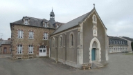 Hospice dit du Sacré Coeur, actuellement maison de retraite, rue Hyacinthe Hévin ; rue Normand d'Etrelles (Etrelles)