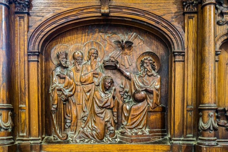 Ensemble du maître-autel : autel, retable et deux bas-reliefs, chapelle Saint Jean-Baptiste, Saint-Jean-de-Villenars (Ploërmel)