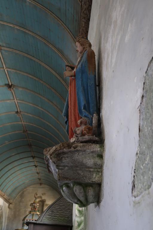 Statue : sainte Catherine d'Alexandrie, église Saint-Derrien (Commana)