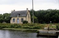 Maison éclusière 2 de Trescleff (Neulliac)