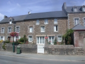 Maison, 28 rue Jacques Cartier (La Ville-ès-Nonais)