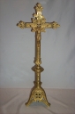 Garniture d'autel : croix d'autel et 6 chandeliers d'autel