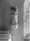 Statue (petite nature) : Vierge à l'Enfant, chapelle Saint-Guénolé (Priziac)