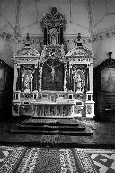 Autel, retable, tabernacle (maître-autel, autel tombeau, retable architecturé à niche), église paroissiale Saint-Pierre (Laillé)