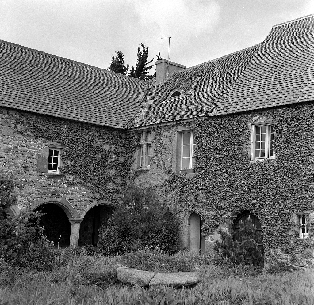 Manoir, Keravel (Saint-Pol-de-Léon)
