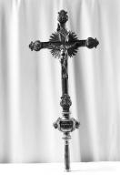 Croix de procession, église paroissiale Saint-Yves (Plouray)