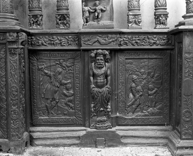 Clôture de chapelle