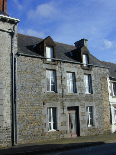 Maison, rue Châteaubriand (Meillac)