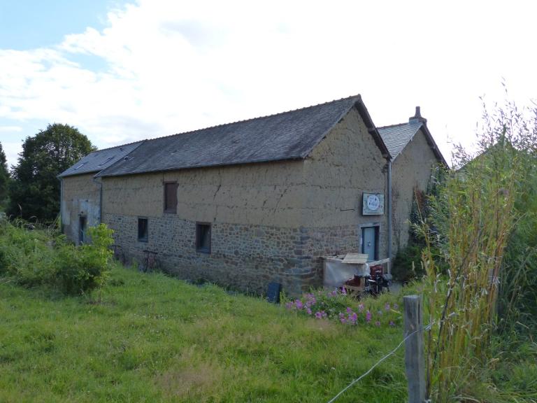Écart, Bazouges-sous-Hédé, la Lande ès Glets (Bazouges-sous-Hédé fusionnée avec Hédé pour former la commune de Hédé-Bazouges en 2009)