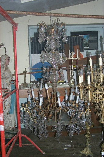 Lustres (2) (Maure-de-Bretagne fusionnée en Val d'Anast en 2017)