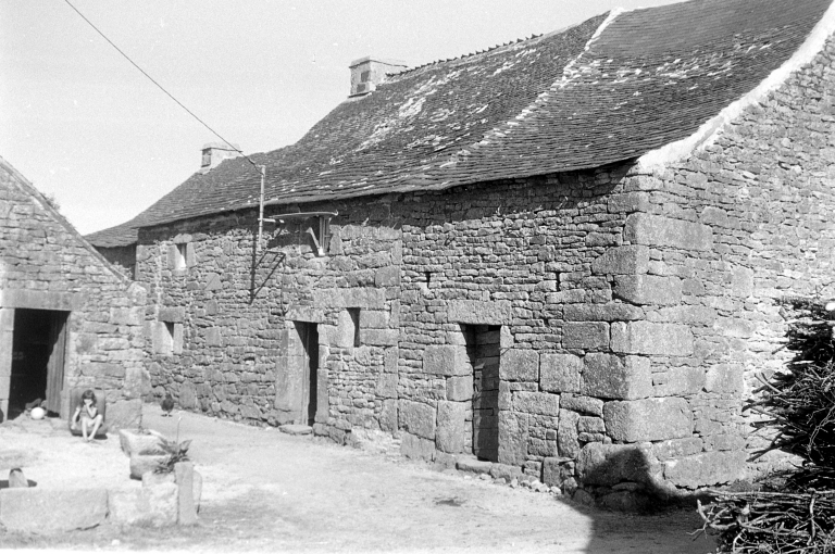 Ensemble de deux maisons, Kermabilou (La Feuillée)