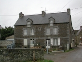 Ferme, actuellement maisons, les Rousselais (Saint-Pierre-de-Plesguen fusionnée en Mesnil-Roc'h en 2019)