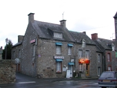 Maison, 1 rue des Déportés (Saint-Pierre-de-Plesguen fusionnée en Mesnil-Roc'h en 2019)