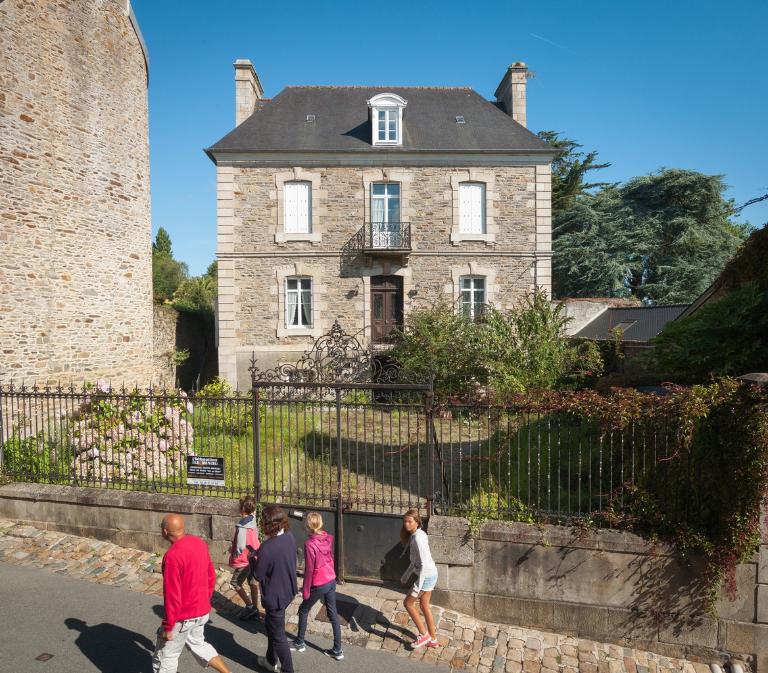 Rue Ernest Renan (Tréguier)
