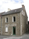 Maison, 27 place de la Mairie (Hédé)