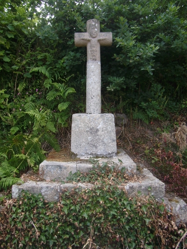 Croix de chemin, Kermadur (Plouguiel)