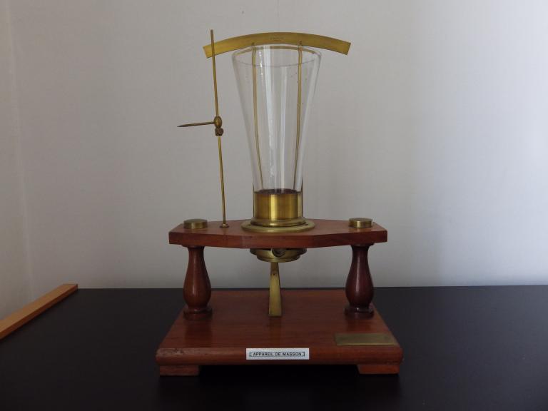 Collections pédagogiques du Lycée Auguste Brizeux, 6 Rue Bourg les Bourgs (Quimper)