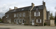 Maison, la Croix des Cinq Chemins (Baillé fusionnée en Saint-Marc-le-Blanc en 2019)